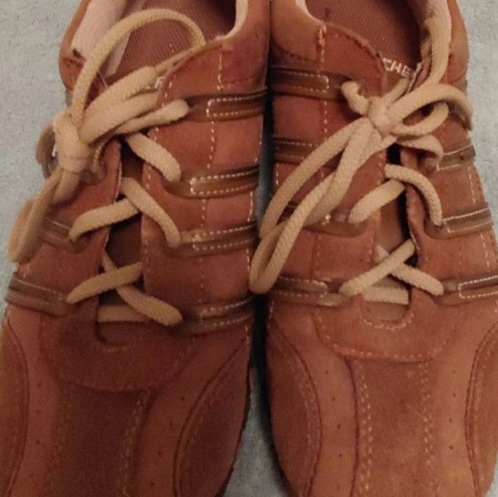 Skechers Suede Saddle Shoes Size 8